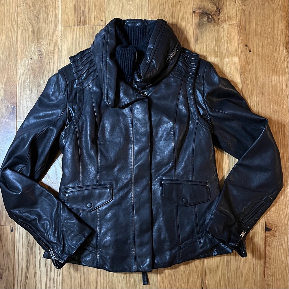 NWT Mackage 3 in 1 Black Lambskin Leather Jacket / Vest / Hood Women's Medium